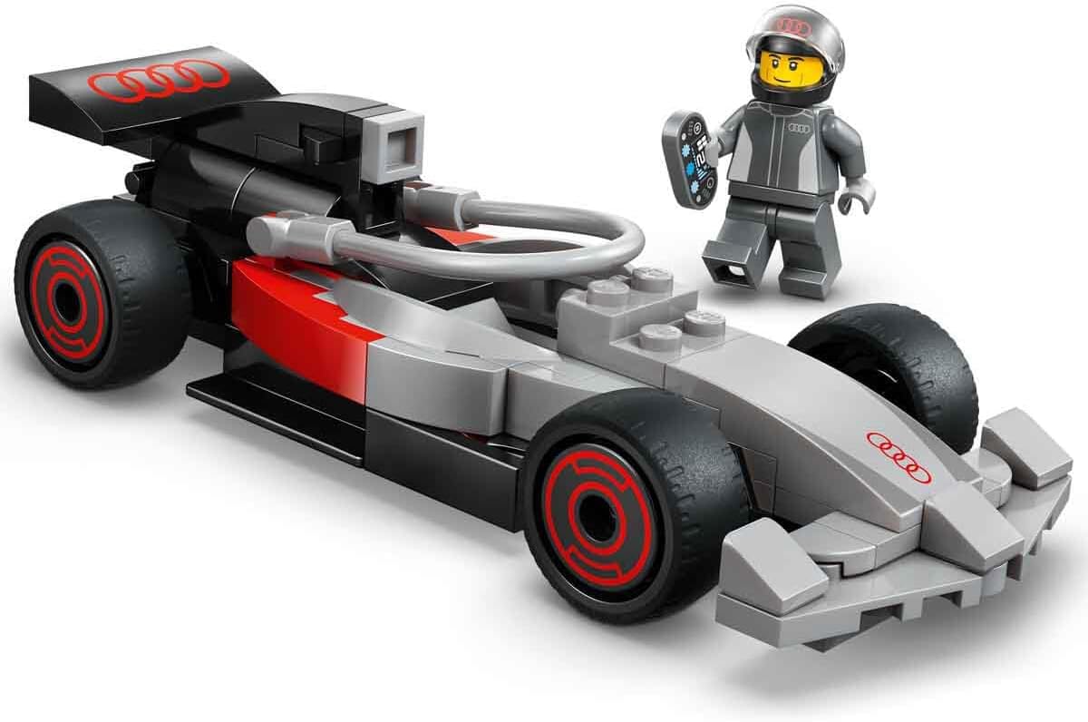 LEGO City F1 Display Truck with Audi F1 Race Car 60493
