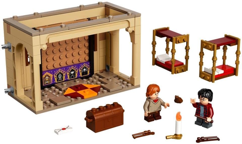 LEGO Harry Potter Gryffindor Dorms Set 40452 — image 2