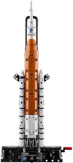 LEGO Technic NASA Artemis Space Launch System Rocket 42221 — image 4