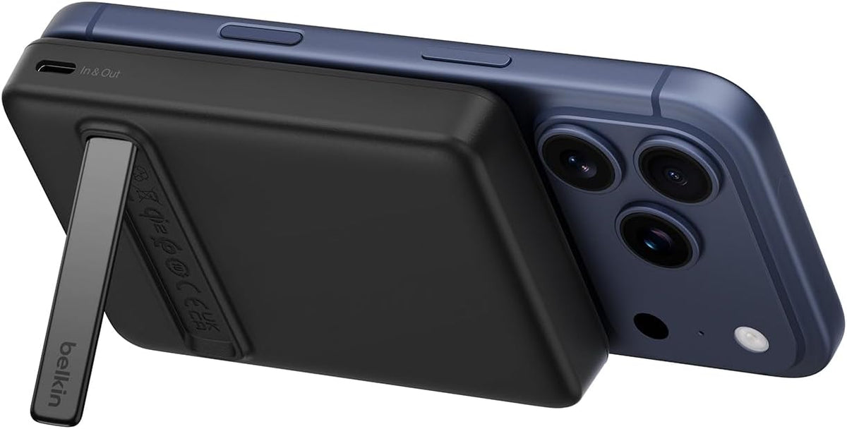 Belkin BoostCharge 10000mAh Slim Magnetic Power Bank with Kickstand - Black