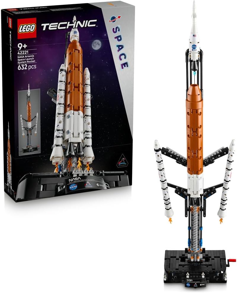 LEGO Technic NASA Artemis Space Launch System Rocket 42221 — image 1