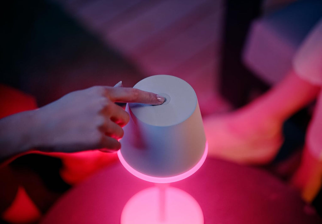 Philips Hue White & Color Ambiance Go Portable Table Lamp (530 lm), Dimmable Table Lamp for Hue Lighting System with 16 Million Colours, Smart Light Control via Voice or App, White — black
