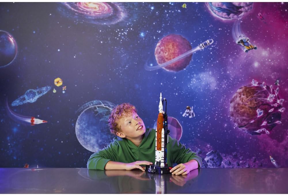 LEGO Technic NASA Artemis Space Launch System Rocket 42221 — image 9