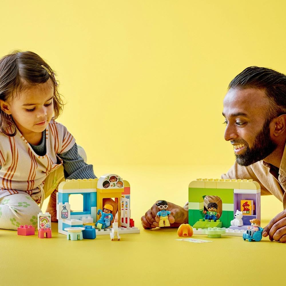 LEGO DUPLO Life At The Day Nursery 10992 — image 3