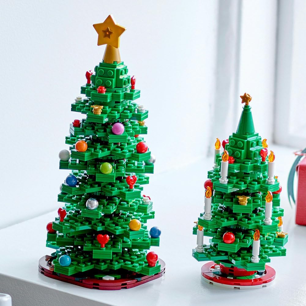 LEGO Christmas Tree 40573 — image 5