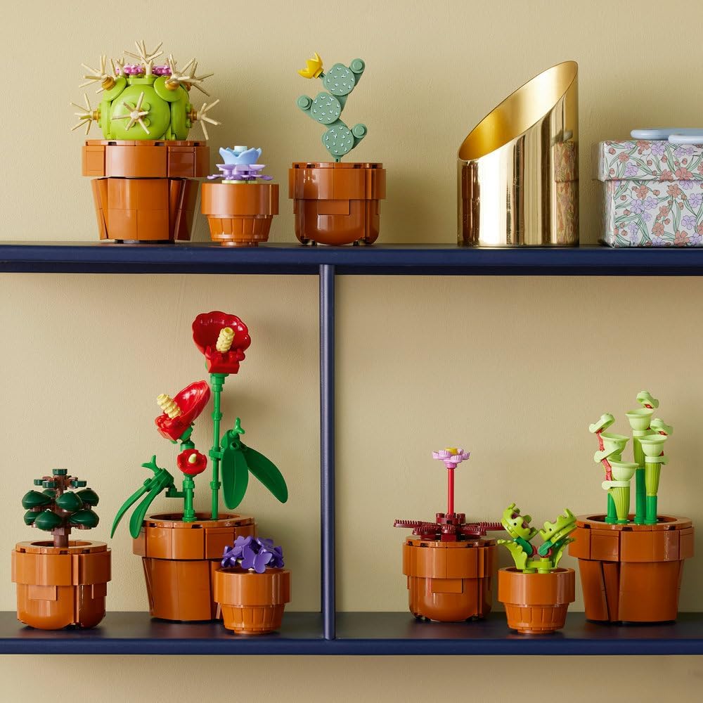 LEGO Botanicals Tiny Plants 10329 — image 6