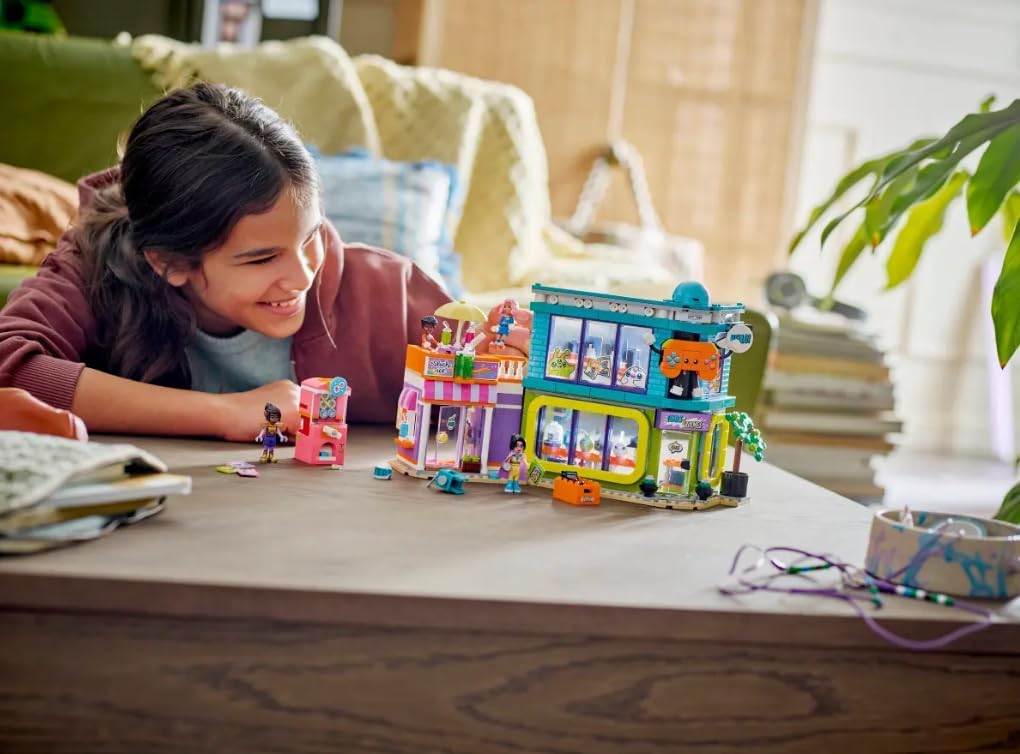 LEGO Friends Comic Book & Game Store Building Set, Gift for Kids 42674 — image 5