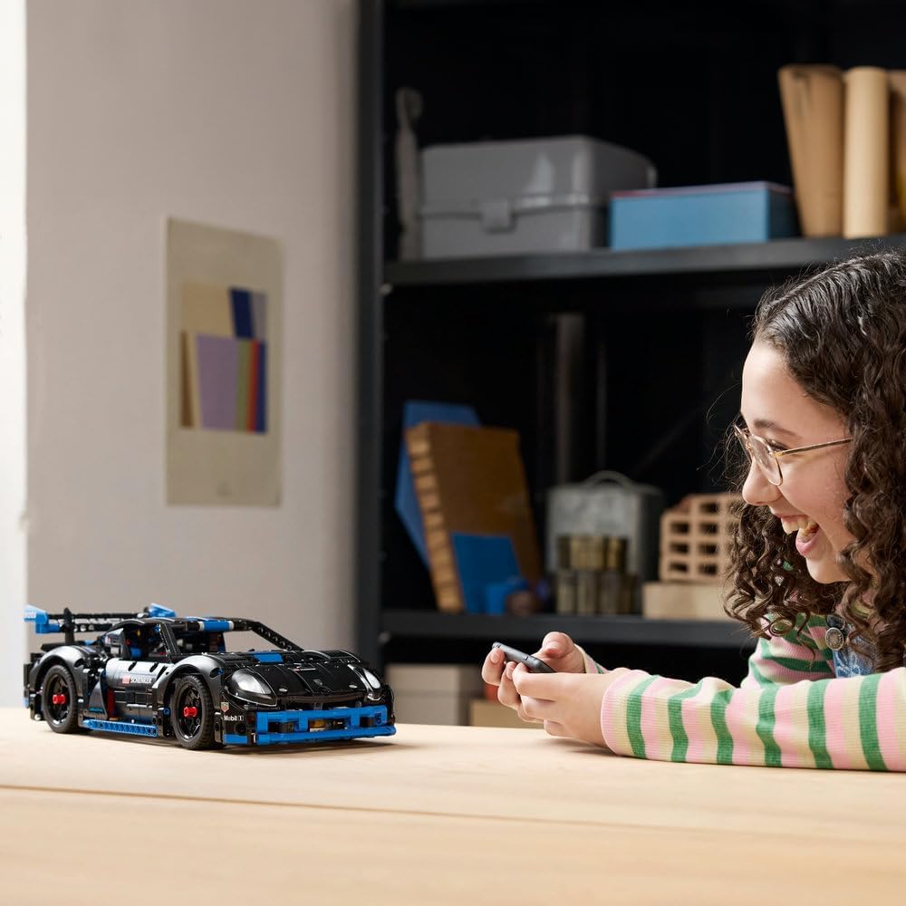 LEGO Technic Porsche GT4 e-Performance Race Car 42176 — image 8