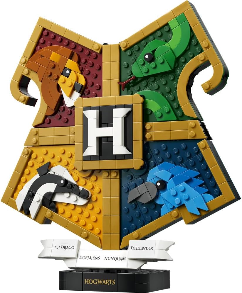 LEGO Harry Potter Hogwarts House Crest 76462