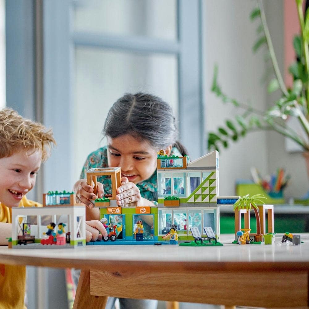 LEGO City Apartment Building 60365