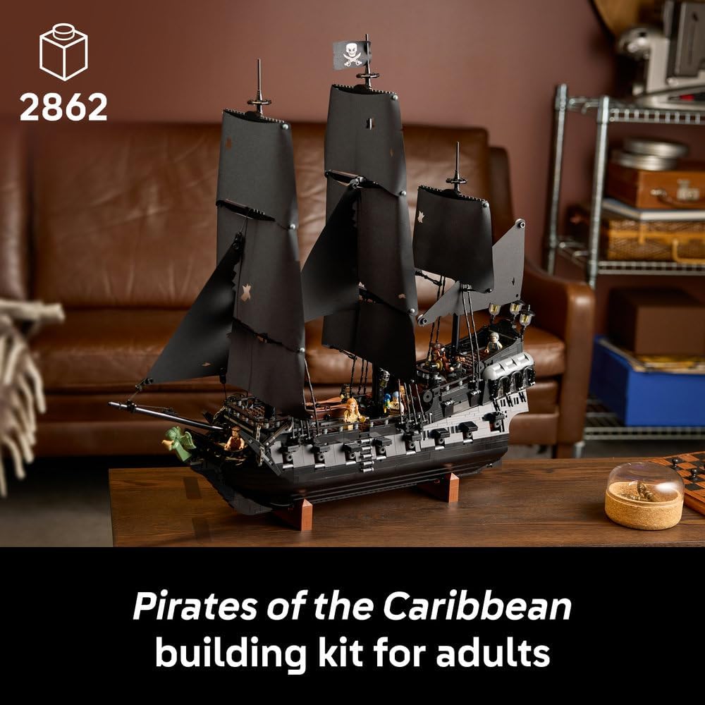 LEGO Icons Captain Jack Sparrow's Pirate Ship 10365 — image 2