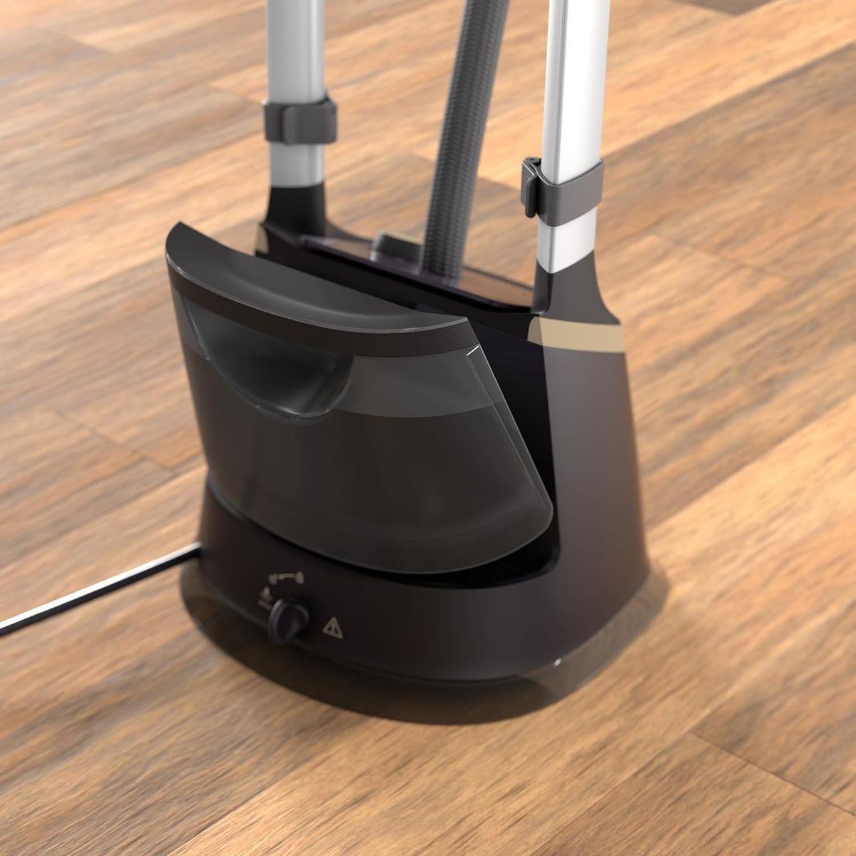 Philips Standing Garment Steamer STE3170/80 – 2000 watts power, MyEssence, Unique tilting style board, 3 steam settings, up to 40 g/min steam output — Schwarz, Inkl. Dampfplatte