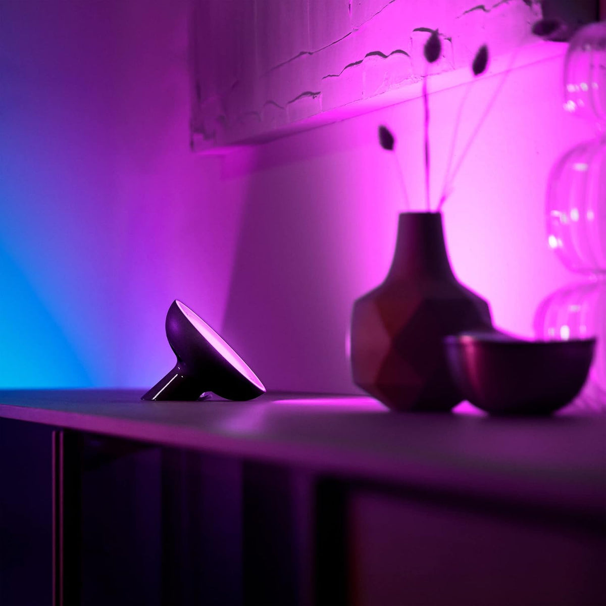 Philips Hue White and Colour Ambiance Bloom [Black] Smart LED Table Lamp, with Bluetooth Works with Alexa and Google Assistant — Black