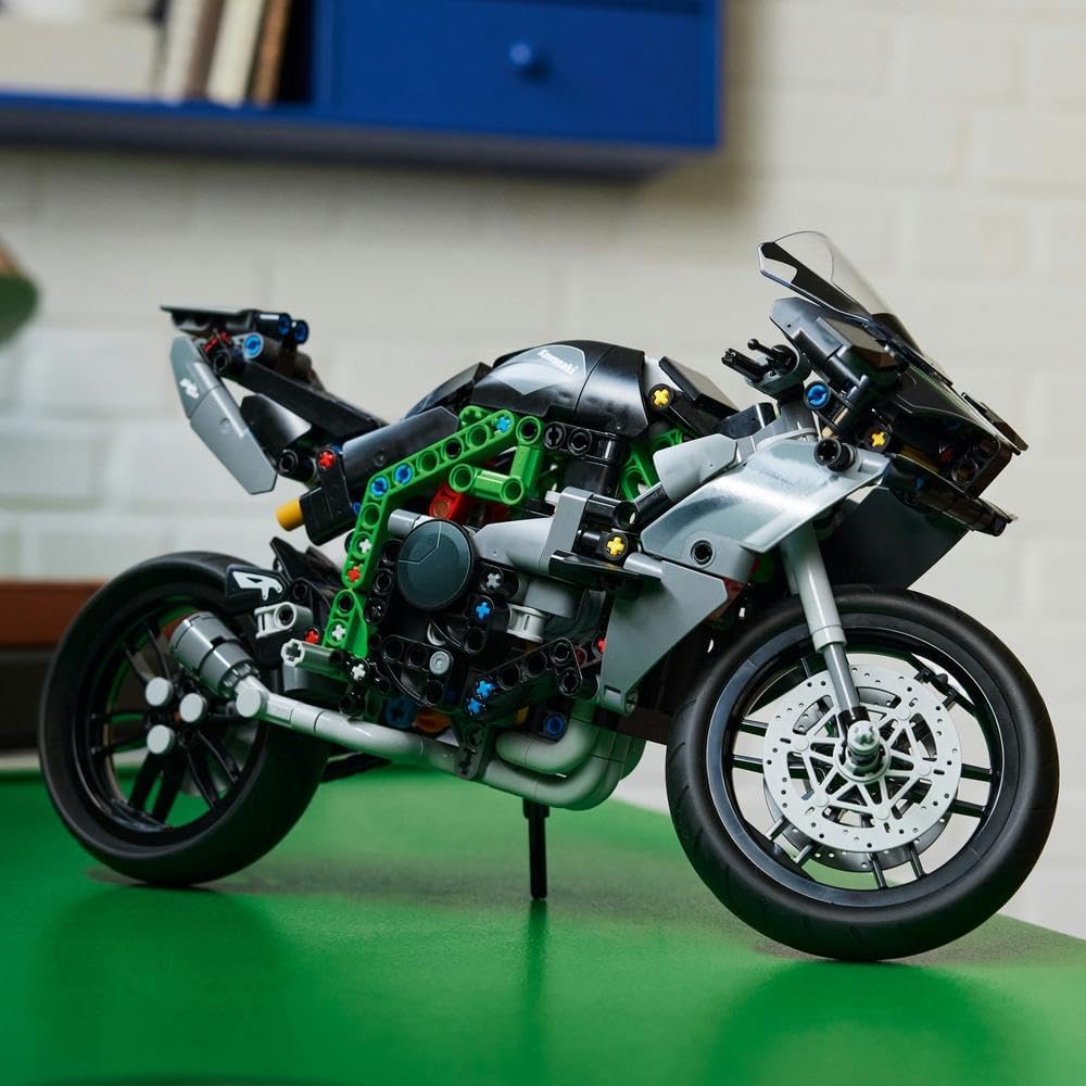 LEGO Technic Kawasaki Ninja H2R Motorcycle 42170 — image 7