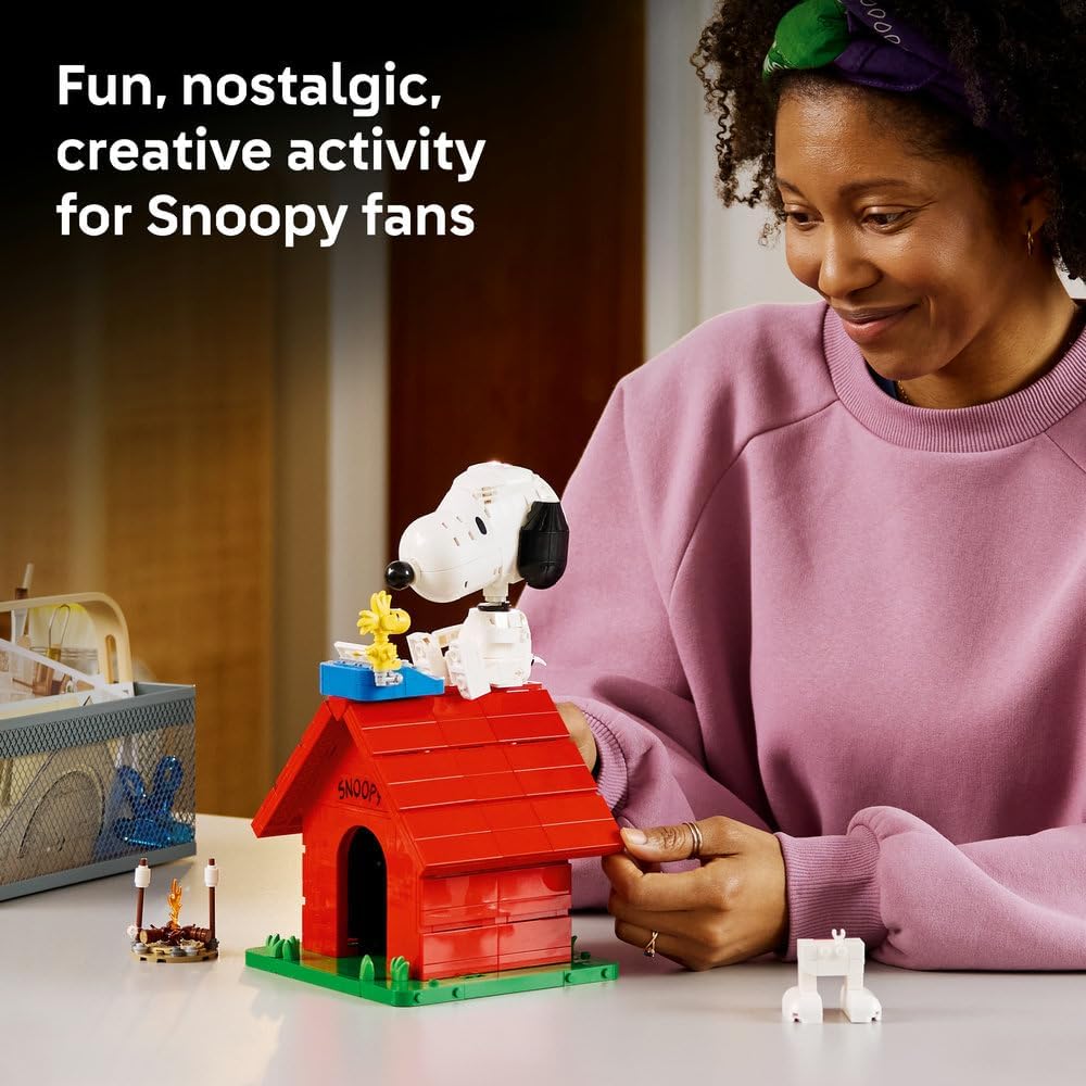 LEGO Ideas Peanuts: Snoopy's Doghouse 21368 — image 3