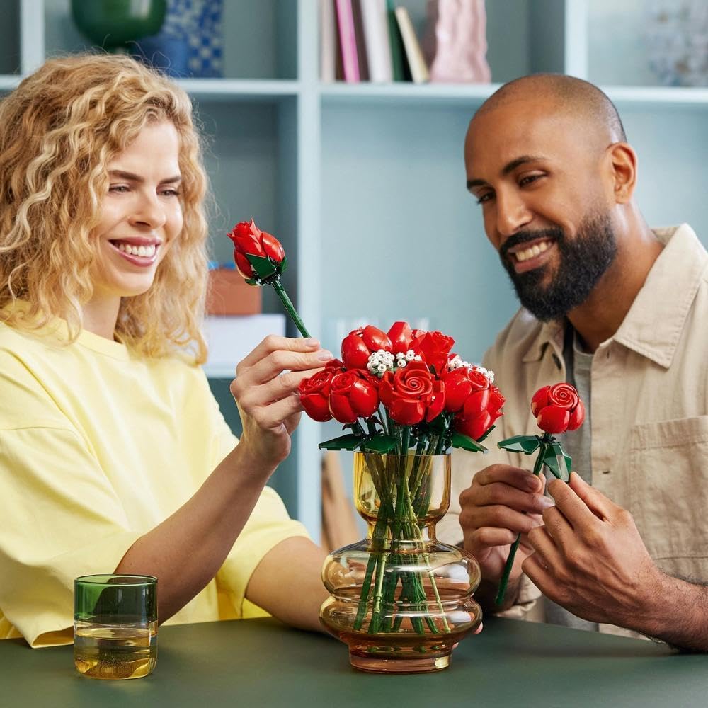 LEGO Botanicals Bouquet of Roses 10328 — image 3