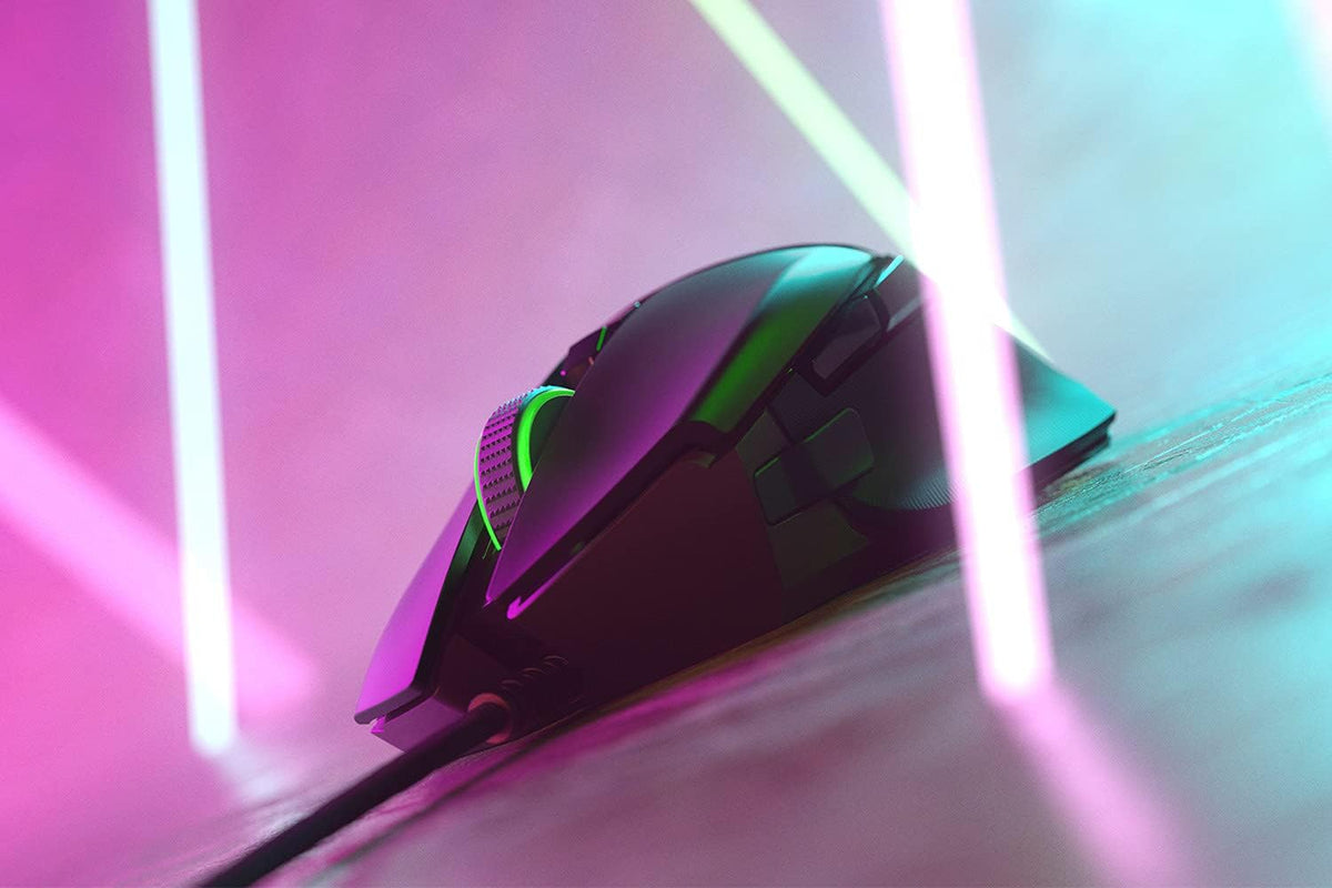 Razer Basilisk V2 Wired Ergonomic Gaming Mouse With 11 Programmable Buttons Rz01 03160100 R3M1, Black — product image 2