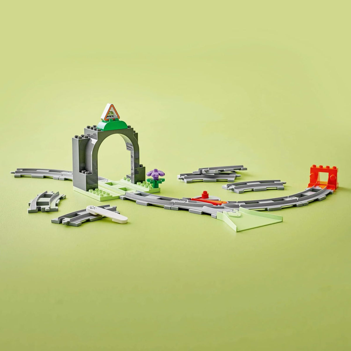 LEGO DUPLO Train Tunnel and Tracks Expansion Set 10425 — image 4