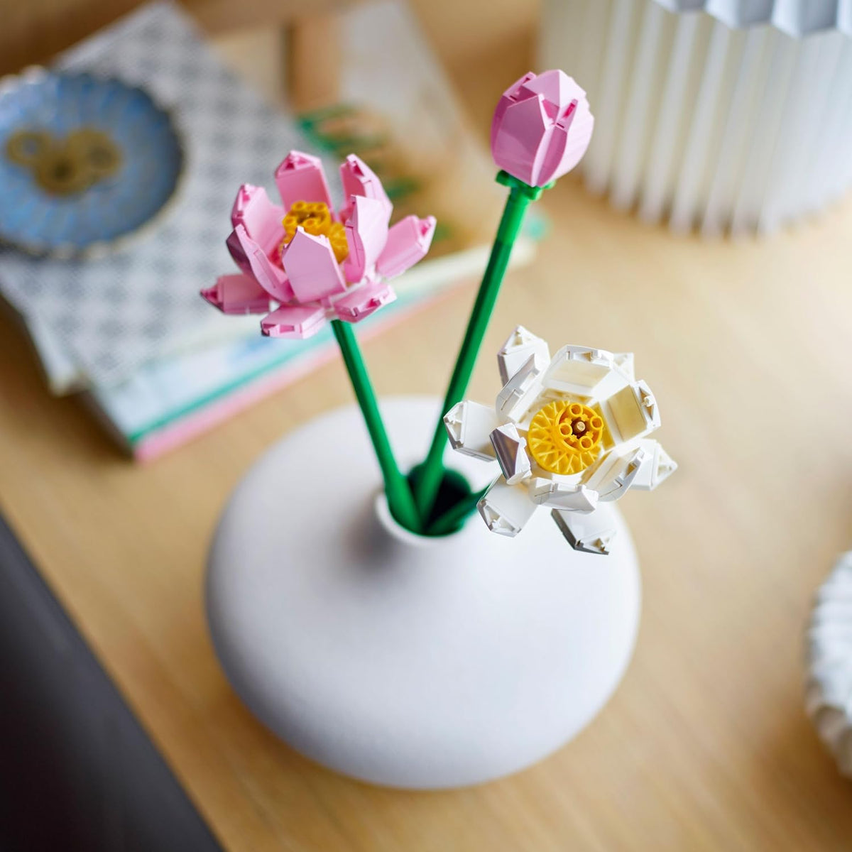 LEGO Botanicals Lotus Flowers 40647 — image 5