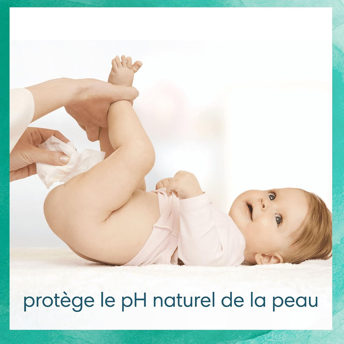 Pampers Harmonie Aqua Wet Wipes 15 Packs of 48 Wet Wipes - 720 Wet Wipes that Help Restore Skin's Natural pH Value Lightweight Lotion with 99% Water