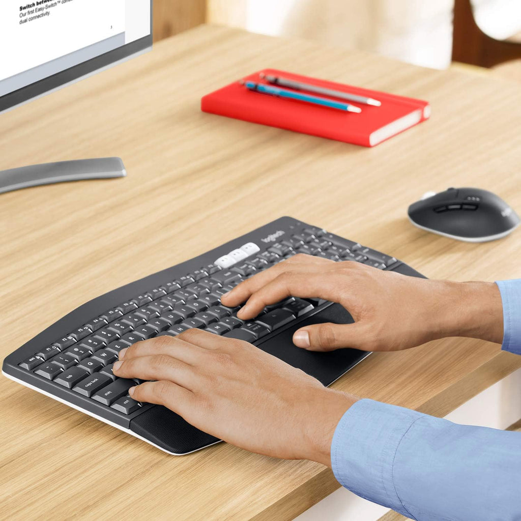 Logitech MK850 Keyboard and Mouse Combo — Black