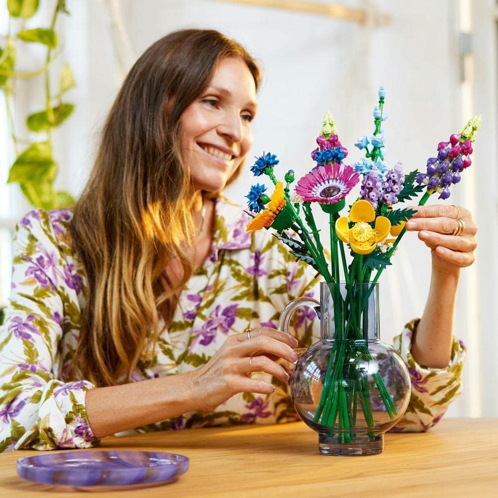 LEGO 10313 Icons Wildflower Bouquet Set — image 2