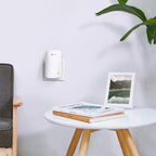 TP-Link RE200 AC750 Universal Dual Band Range Extender, Broadband/Wi-Fi Extender, Wi-Fi Booster/Hotspot with Ethernet Port, Plug and Play, Smart Signal Indicator, UK Plug