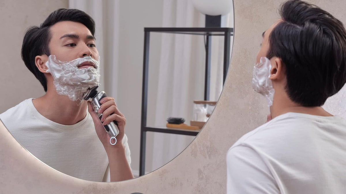 Philips Shaver Series 9000 Prestige, Wet and Dry Electric Shaver, Bright Chrome, Lift & Cut Shaving System, SkinIQ Technology, Qi Charging Pad, Beard Styler, Nose Trimmer, Model SP9871/22 — Bright Chrome Brushed