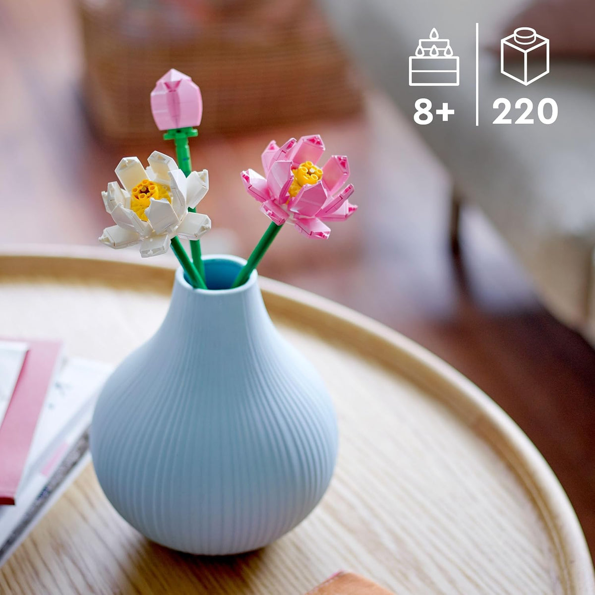 LEGO Botanicals Lotus Flowers 40647 — image 2