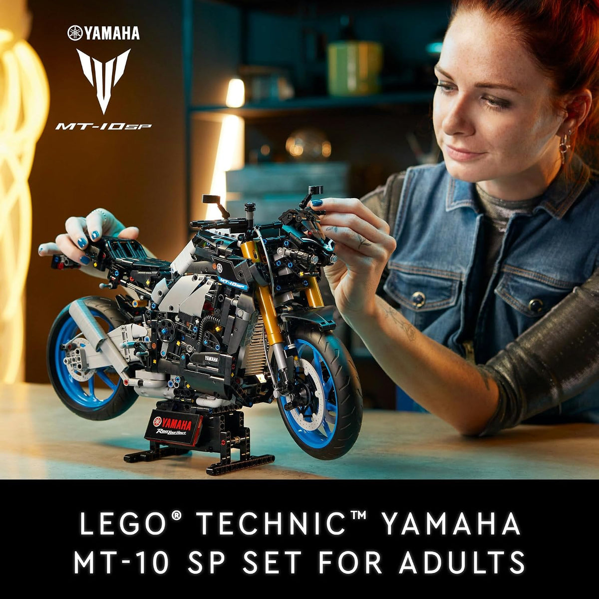 LEGO 42159 Technic Yamaha MT-10 SP Motorbike — image 5