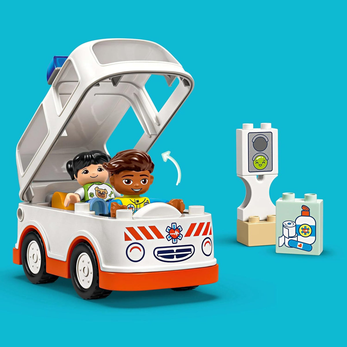 LEGO DUPLO Ambulance & Driver 10447 — image 4