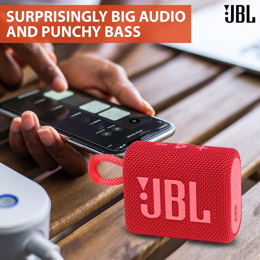 JBL Go 3 with Boomph Cleaning Cloth — Red