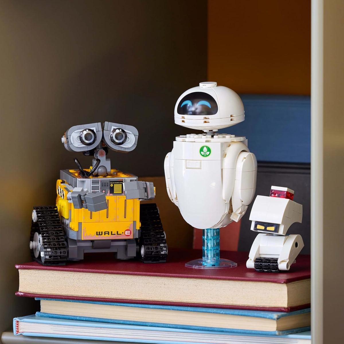 LEGO Disney & Pixar WALL-E and EVE 43279