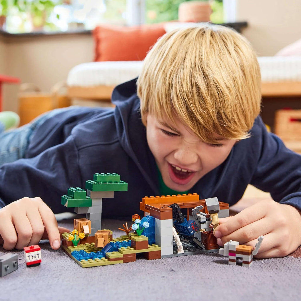 LEGO Minecraft The Armadillo Mine Expedition 21269 — image 6