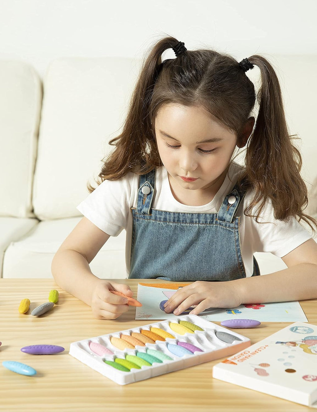 YPLUS Peanut-Shaped Crayons — 12 Pastel Colours