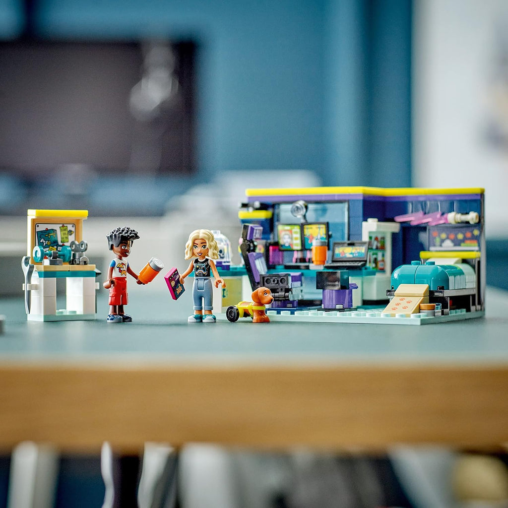 LEGO Friends Nova's Room Gaming Themed Bedroom Playset 41755 — image 4