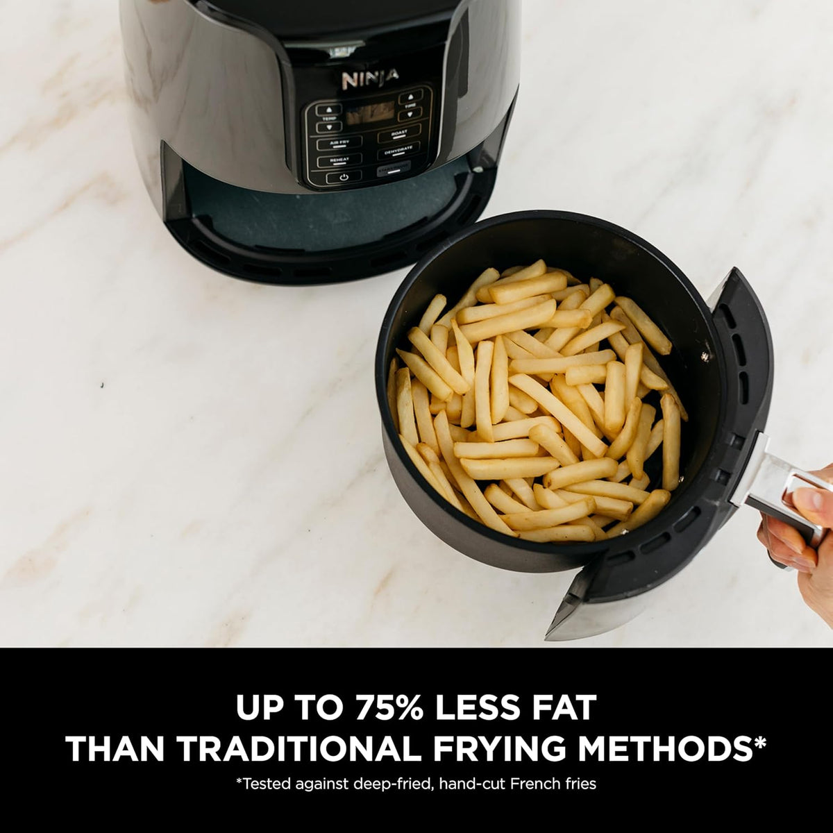 Ninja Air Fryer with 4 Cooking Functions, Air Fry, Roast, Reheat, Dehydrate, 3.8L, 1550 Watts, Grey And Black, AF100ME — detail image 4