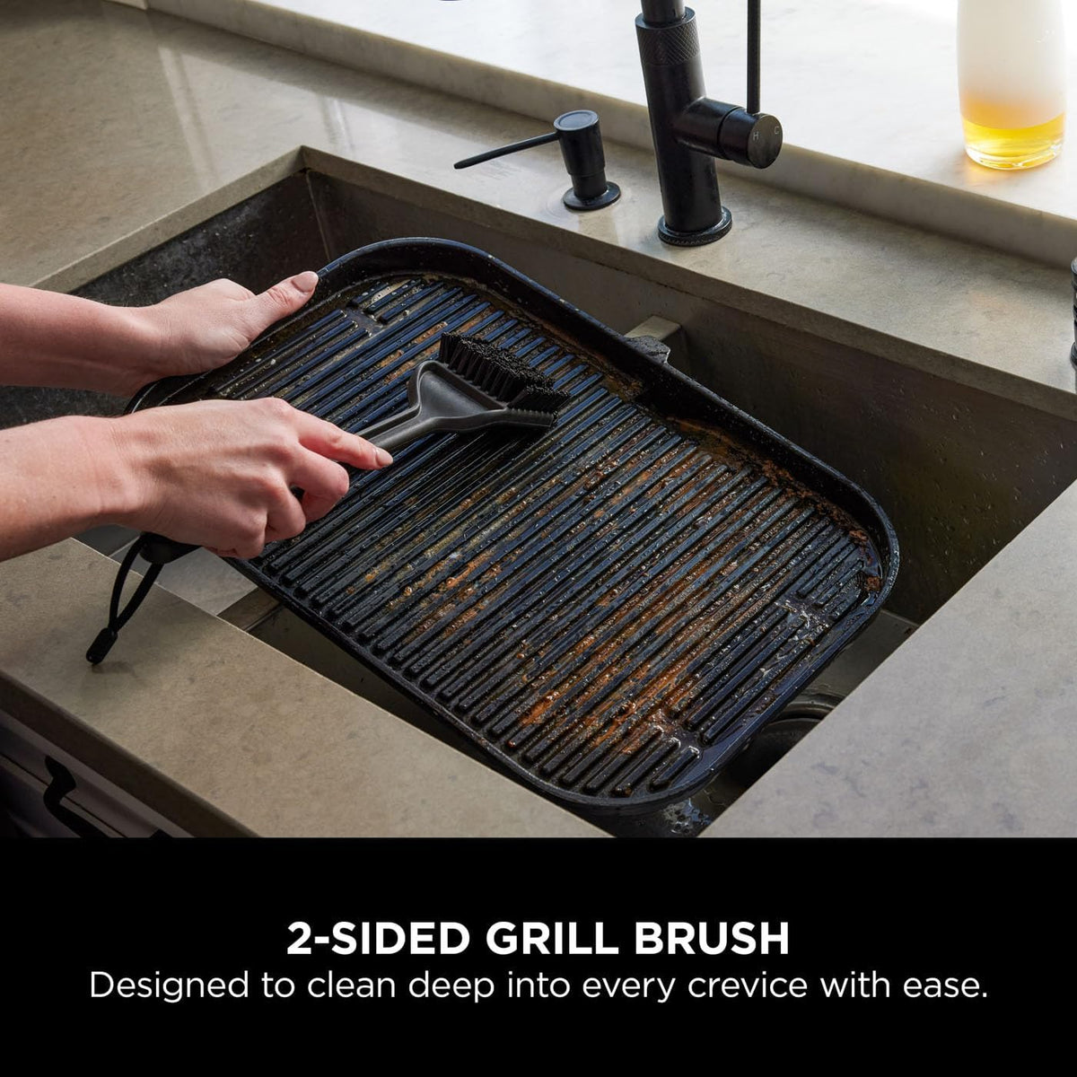 Ninja Woodfire BBQ Grill Cleaning Brush with Nylon Bristles, XSKOGXLCNBSEU — detail image 2