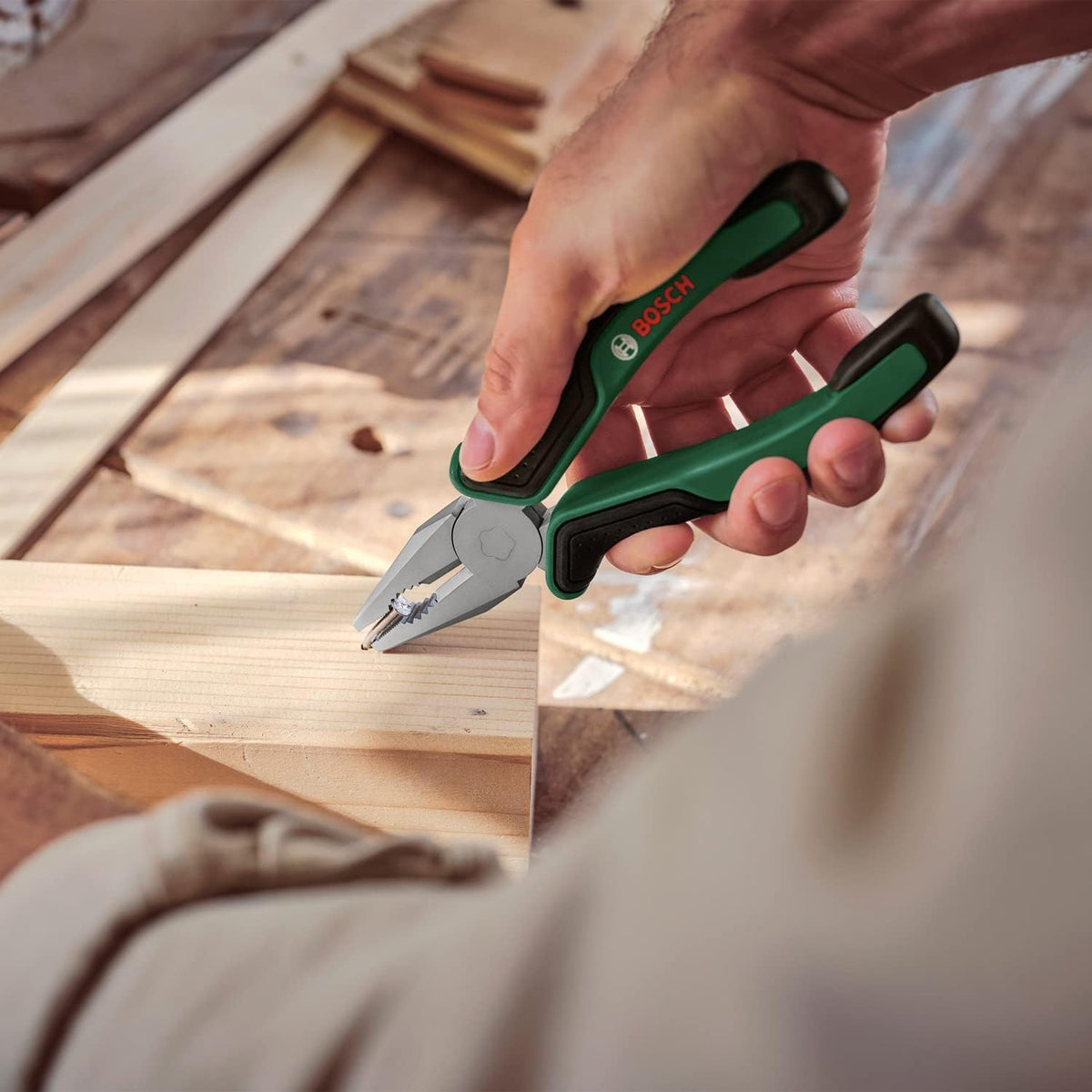 Bosch Pliers Set, 4 Pieces (160 mm Side Cutters, 180 mm Combination Pliers, 180 mm Needle-Nose Pliers, 250 mm Water Pump Pliers for Demandin — detail image 3