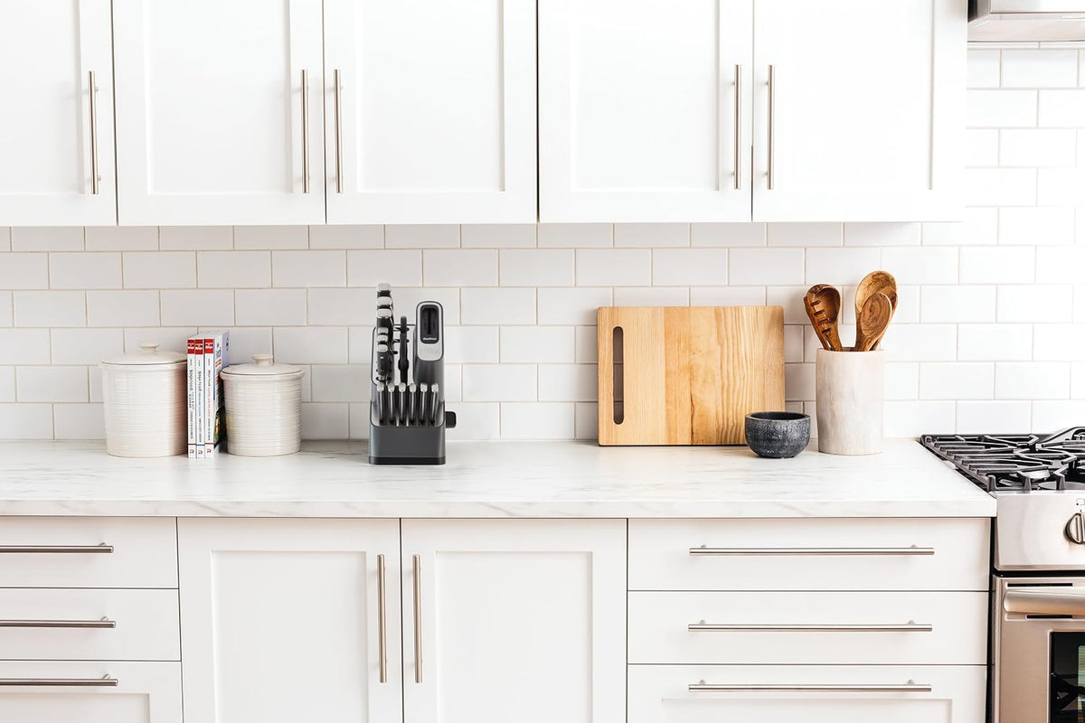 Ninja Foodi StaySharp Knife Block with Integrated Sharpener Deluxe 14-Piece Set, K32014EUUK — detail image 5