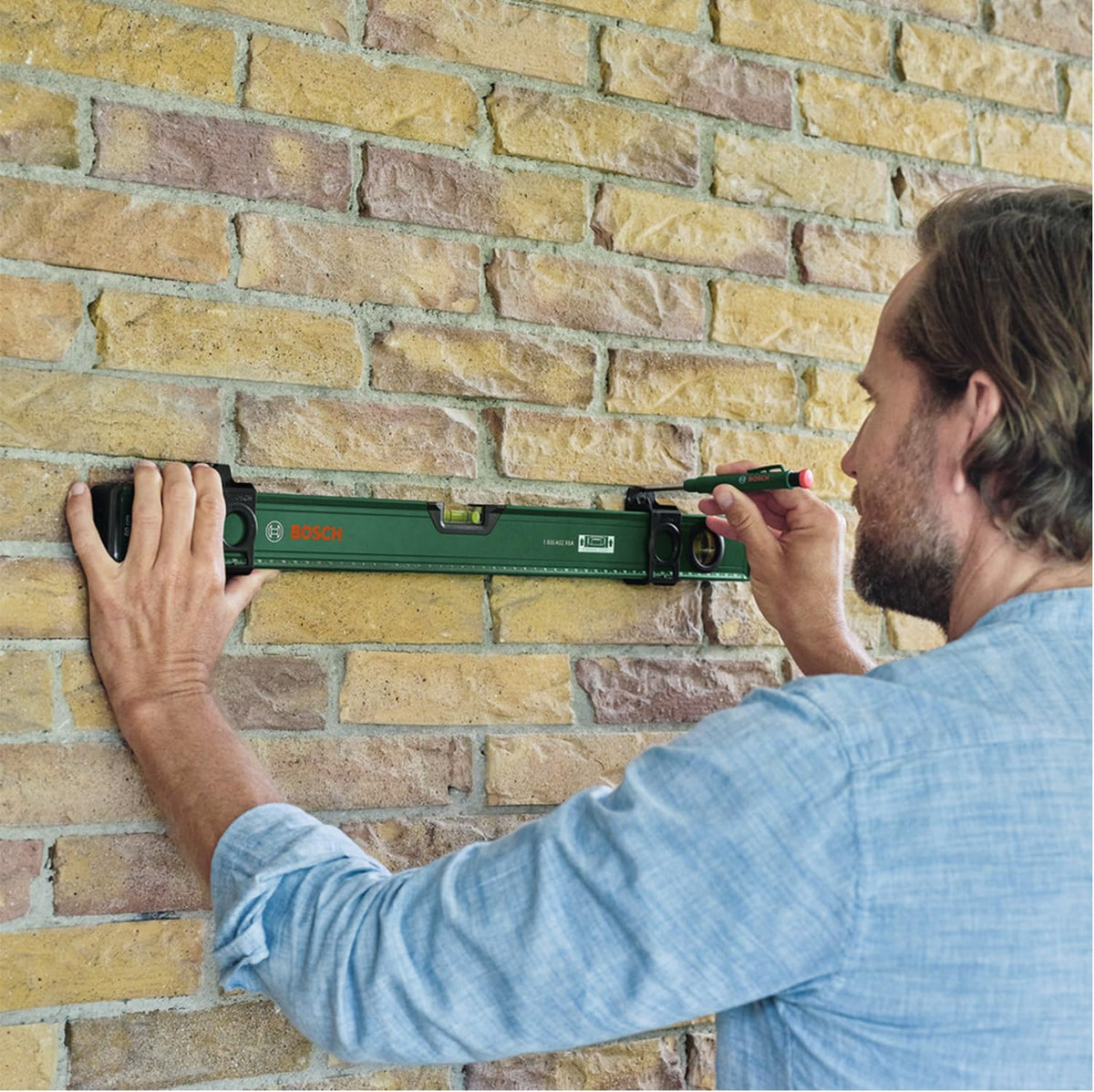 Bosch Spirit level 60 cm (with 2 marking sliders; horizontal and vertical fluorescent levels; metric scale; aluminium casing; soft grip shoc — detail image 4