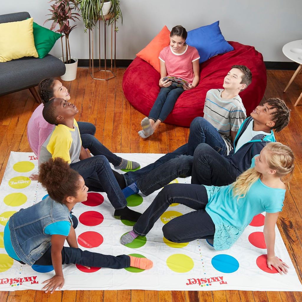 Hasbro Gaming Twister Ultimate: Bigger Mat, More Colored Spots, Family, Kids Party Game Age 6+; Compatible With Alexa — image 8