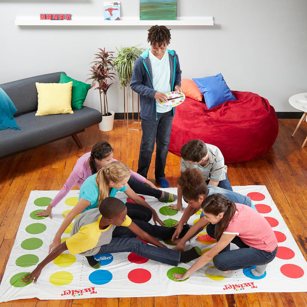 Hasbro Gaming Twister Ultimate: Bigger Mat, More Colored Spots, Family, Kids Party Game Age 6+; Compatible With Alexa — image 9