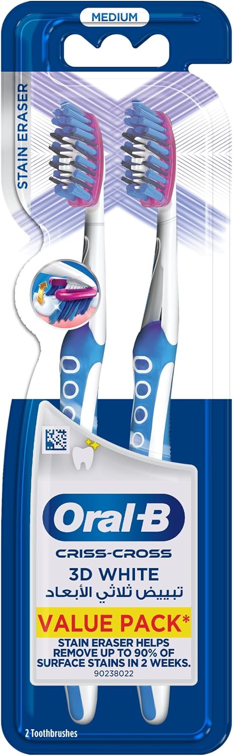 Oral-B 3D White Luxe Pro-Flex Medium Manual Toothbrush, Pack of 2 Package design may vary — image 1