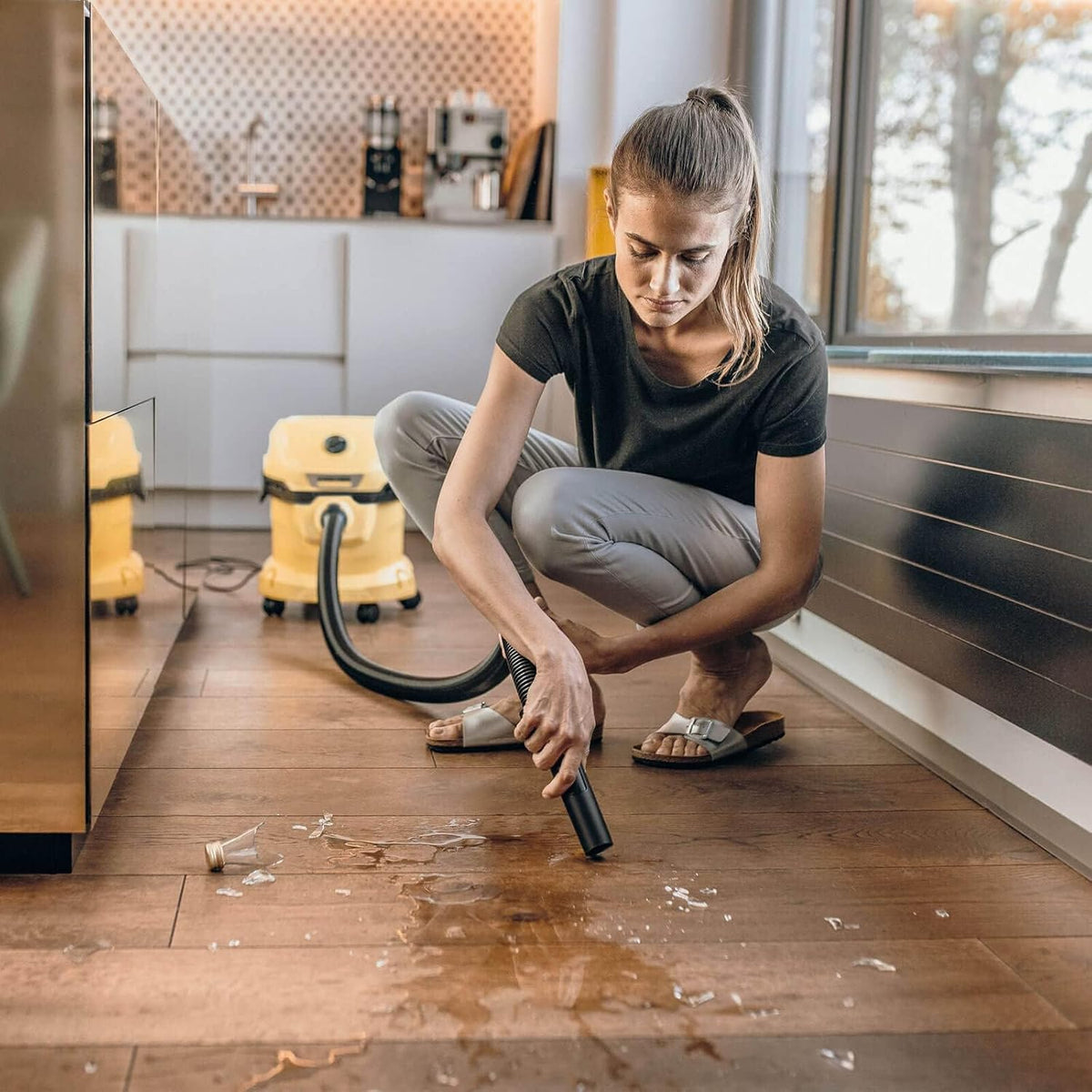 Karcher WD 2 Plus Multi-Purpose Wet and Dry Vacuum Cleaner – Compact 1000W Suction with 12L Container for Home and Garage Cleaning — image 2