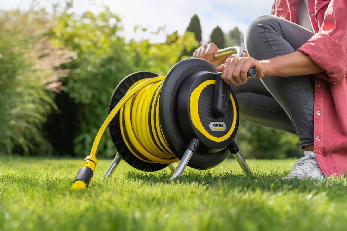 Karcher HR 3.20 Hose Reel Set: 20m PrimoFlex Hose, Wall-Mount & Mobile 2-in-1 Design, Includes Nozzle, Tap Adaptor & 4 Connectors, UV-Proof — image 3